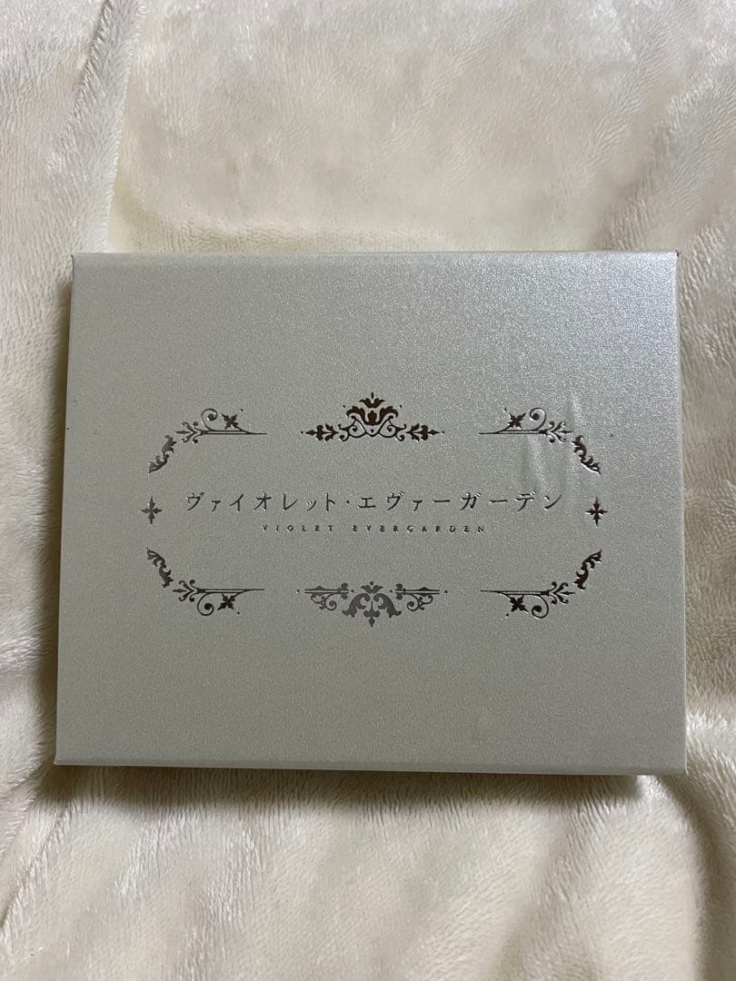 ヴァイオレット・エヴァーガーデン クリスタル時計