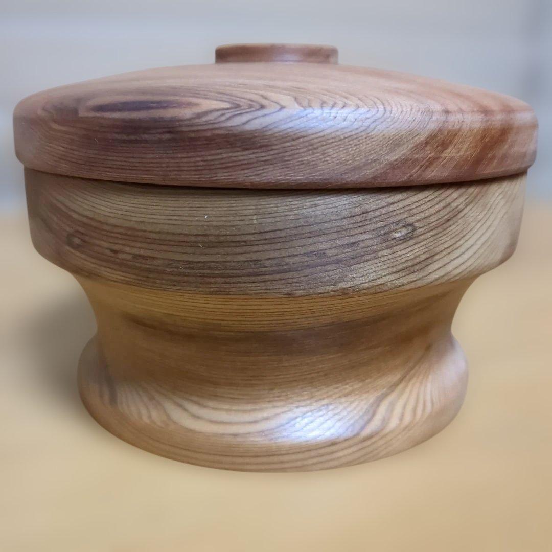 屋久杉高台付き小物入れ　手作り木工