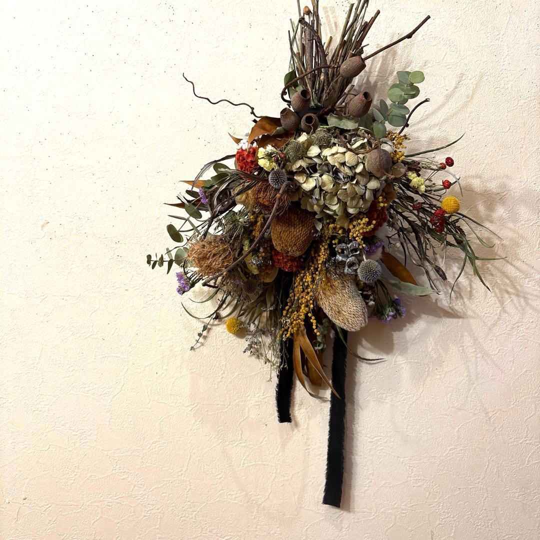バンクシア2本入り紫陽花ミモザのアンティークスワッグブーケ特大‼️