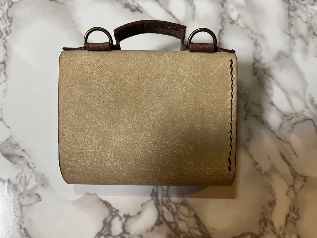 本革　三つ折り財布　マヤ、プエブロ