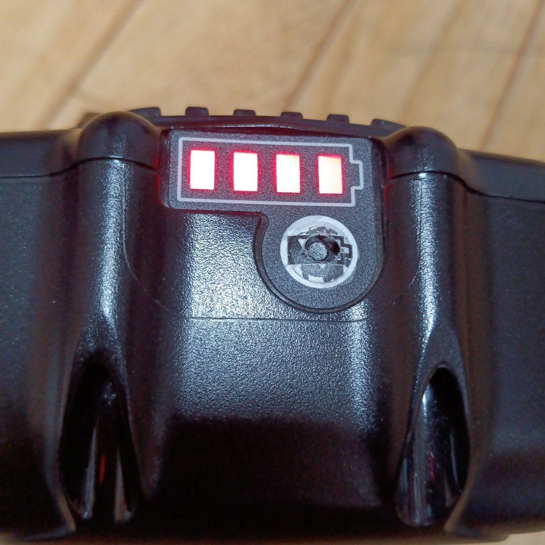 マキタ18V充電式クリーナーCL181FD 純正バッテリー、充電器付