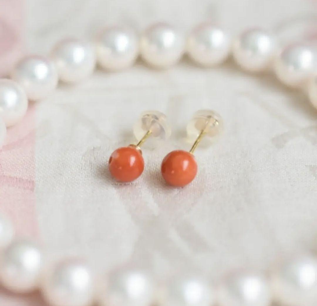✦珊瑚✦　K18珊瑚のピアス