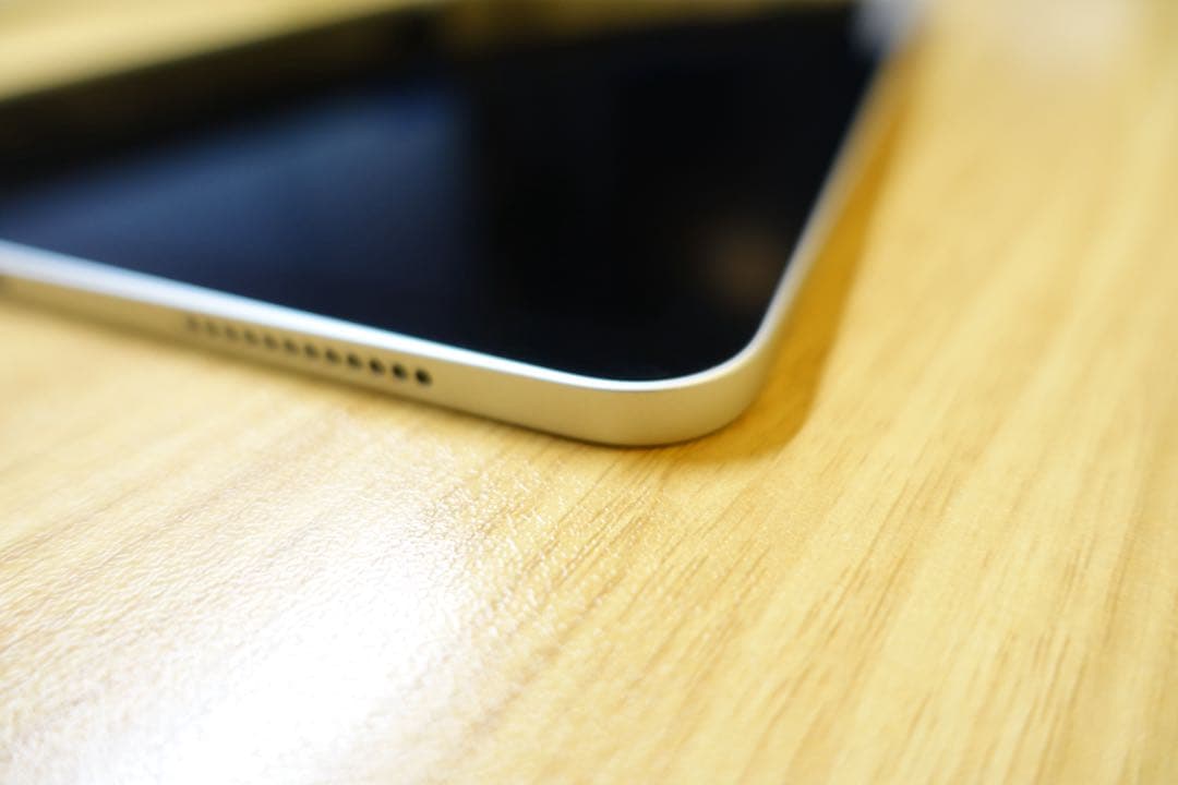 【美品】iPad Air 11インチ M2 第6世代 Wifiモデル 256GB