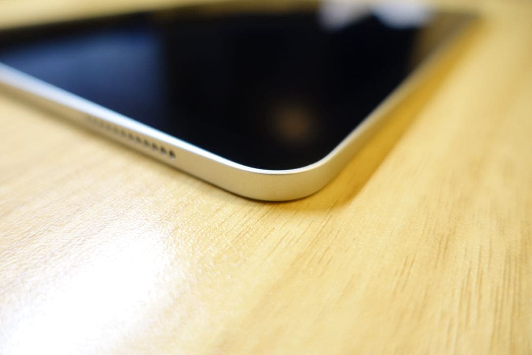 【美品】iPad Air 11インチ M2 第6世代 Wifiモデル 256GB