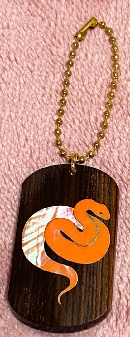 ウッドタグキーホルダー ピンクシェル×キングウッド 新品未使用✨️