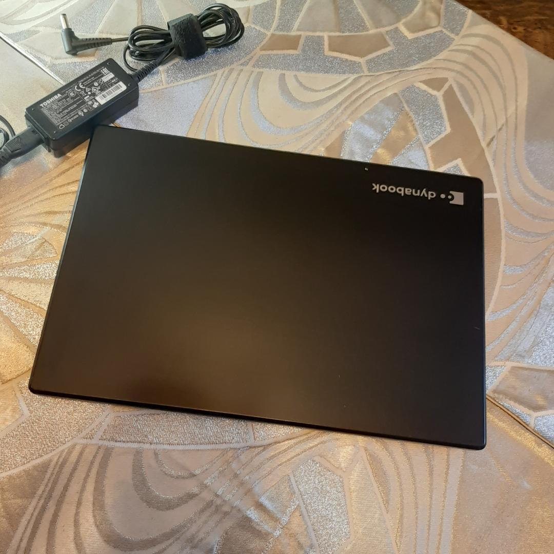 東芝 G83FP 10世代 i7 10710U 256G 1920×1080