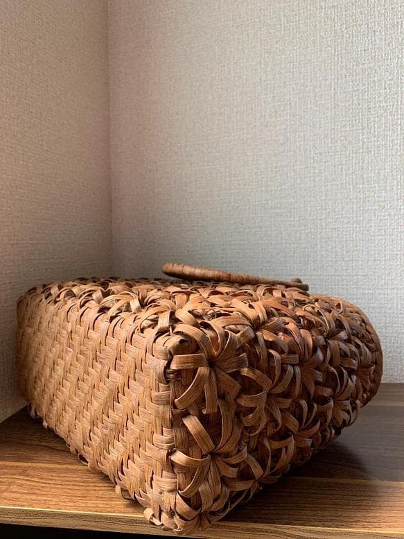 山葡萄　手作り　山葡萄かごバッグ　立体花　山葡萄籠バッグ　内布あり