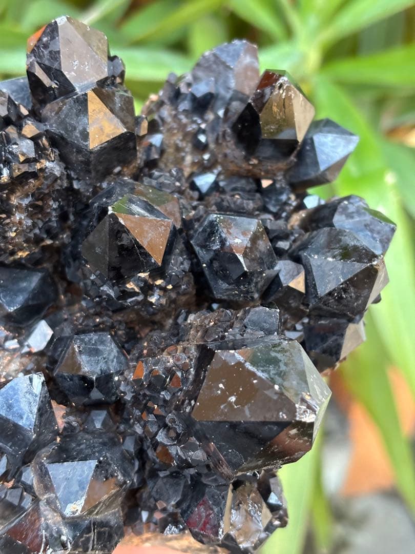 コンゴ産　モリオンクラスター　2200g 形姿良し　カッコいい　天然石