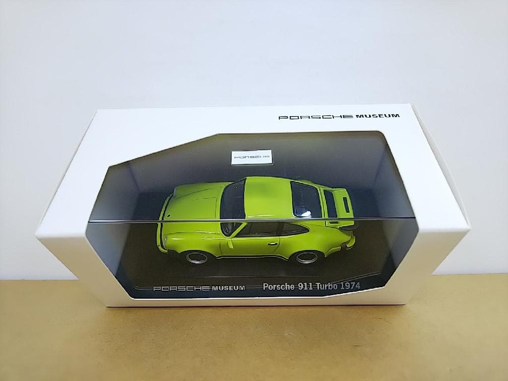 ポルシェ特注ウェリー社製 1/43 ポルシェ 911 ターボ 1974ミニカー