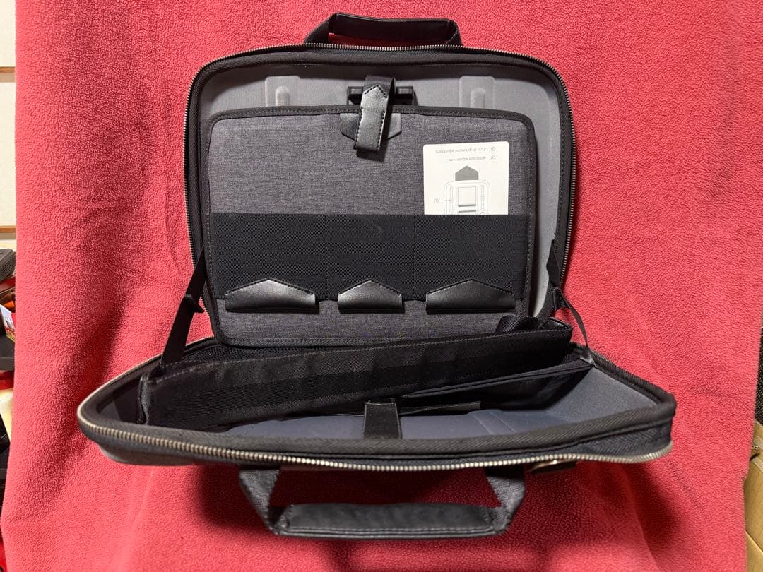 RunwayBlue 多機能PCバッグ「MOBICASE（モビケース）」