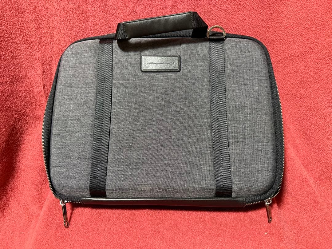 RunwayBlue 多機能PCバッグ「MOBICASE（モビケース）」