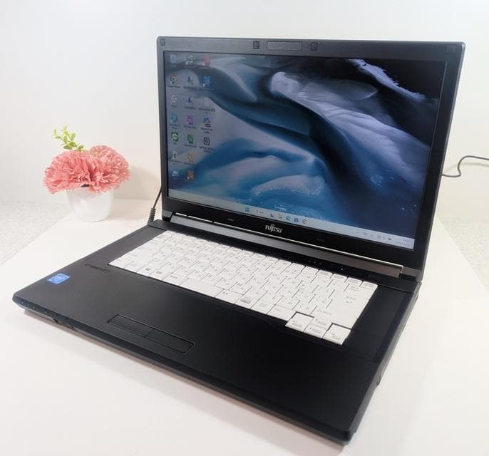 【超美品】Windows11✨新品8GB✨初心者に✨すぐ使える✨ノートパソコン✨