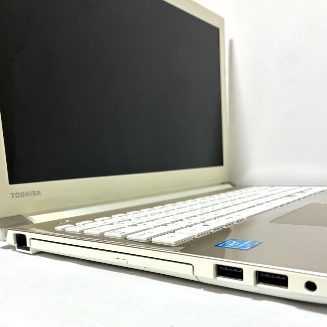 東芝dynabook T45 Celeron 15インチ パソコン PC快適良好