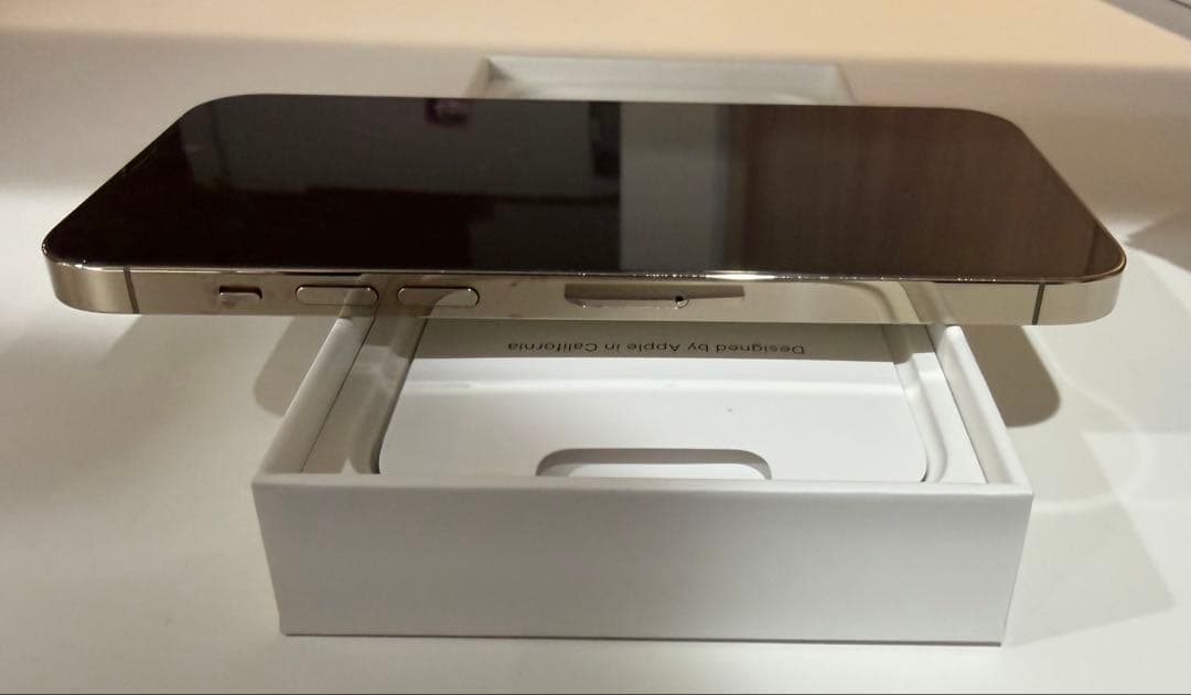 iPhone14 ProMax 512GB Gold 本体