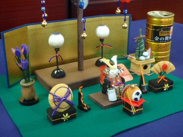 値下！即納♪●新品♪高さ37cm ちりめん五月人形 吊るし輪飾り 兜飾り 日本製