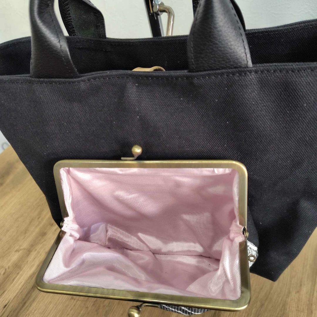 ミナペルホネン/フォレストウィングネイビー/がま口ポケット付きトート