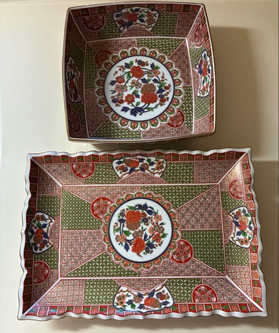 有田焼 みの焼 龍峰 金彩 角皿 大皿 2点セット お正月のおせちや来客時に