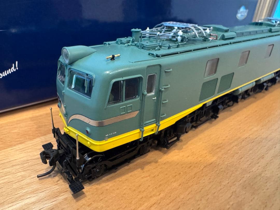 HOゲージ 電気機関車 EF58 青大将