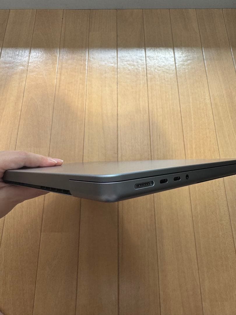 MacBook Pro M1 Pro 14インチ スペースグレイ