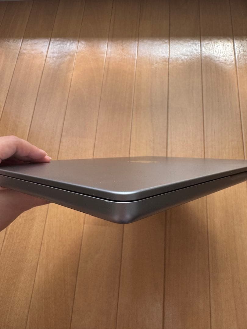 MacBook Pro M1 Pro 14インチ スペースグレイ