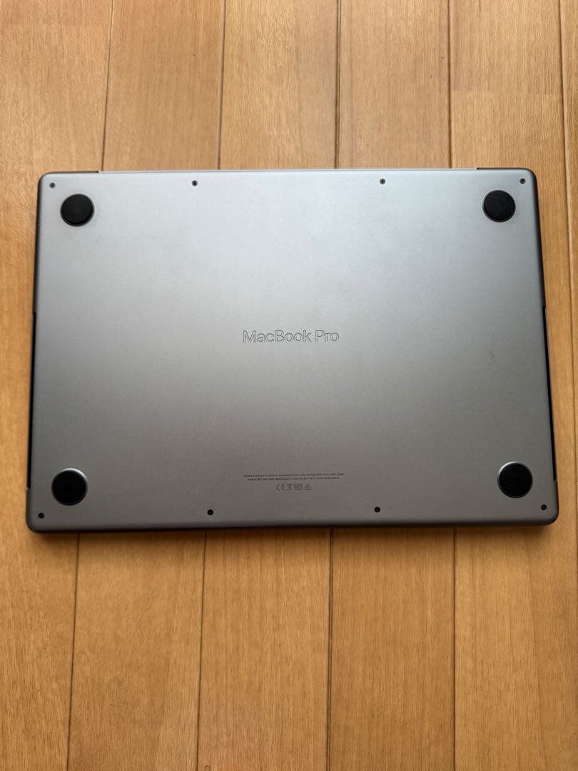 MacBook Pro M1 Pro 14インチ スペースグレイ