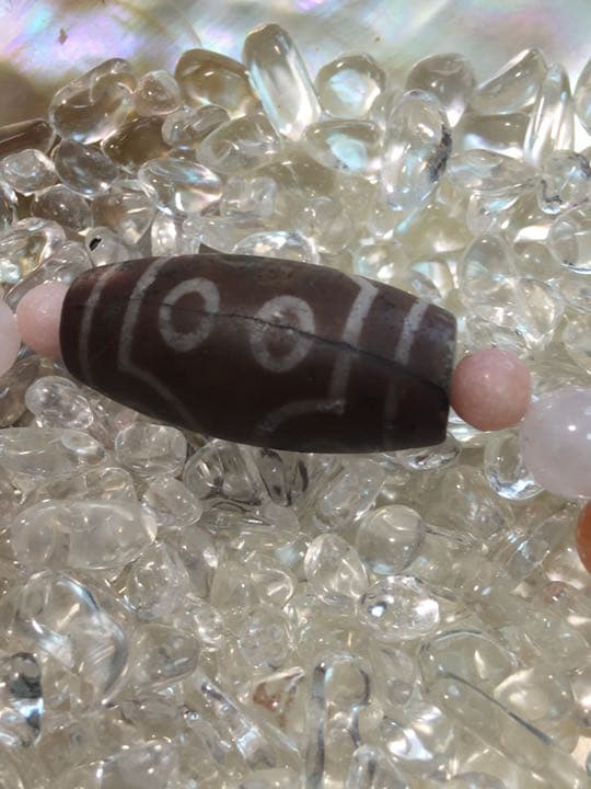 七眼朱砂天珠ブレスレット　パワーストーンブレスレット　天然石ブレスレット