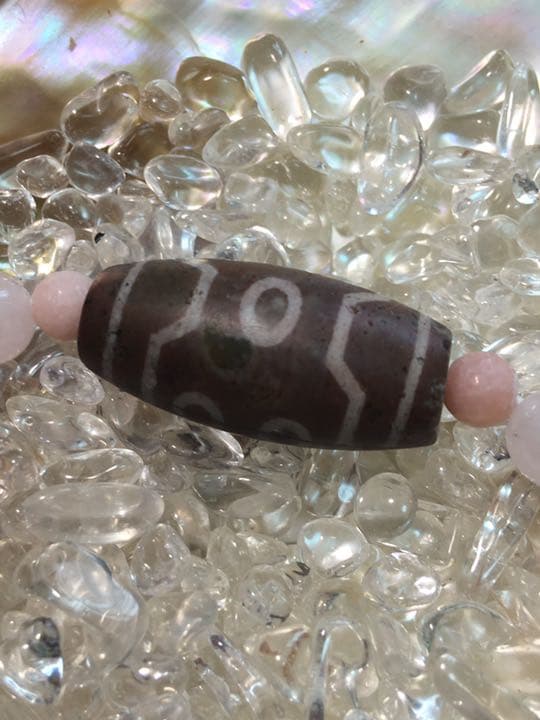 七眼朱砂天珠ブレスレット　パワーストーンブレスレット　天然石ブレスレット