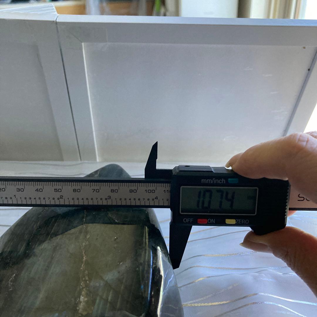 No.99 ラブラドライトの置物