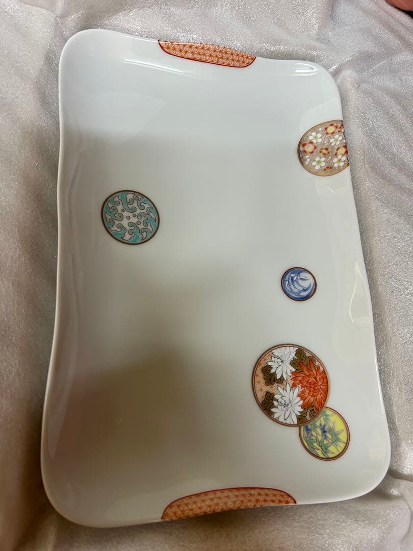 美品 有田焼 深川製磁 寿赤絵角盛皿 長方形皿