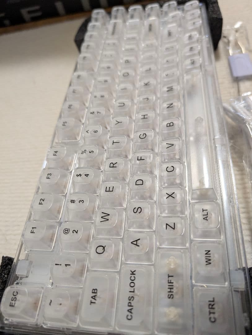 【4時間限定タイムセール！】【超美品】YUNZII X75 ゲーミングキーボード