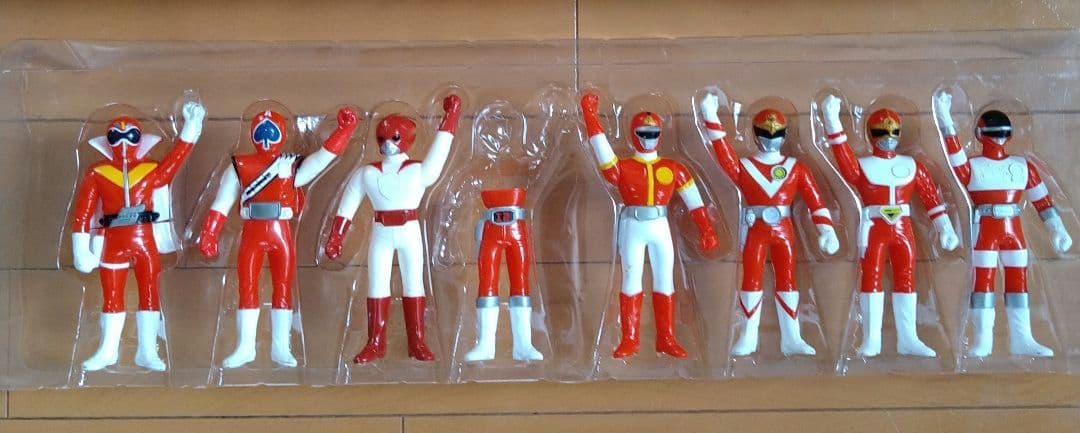 スーパー戦隊シリーズ 25戦隊レッドヒーロー大集合