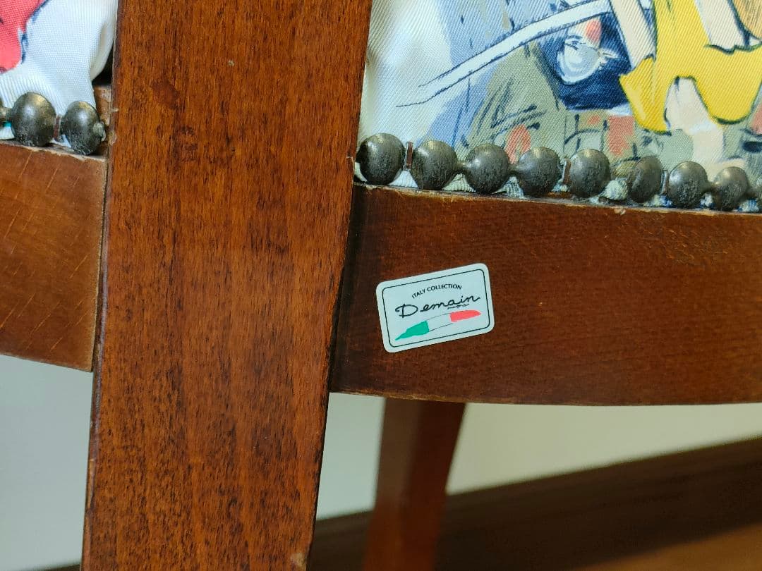 ●ドマン●無垢木のエレガントな椅子●有名ブランドスカーフでリメイク