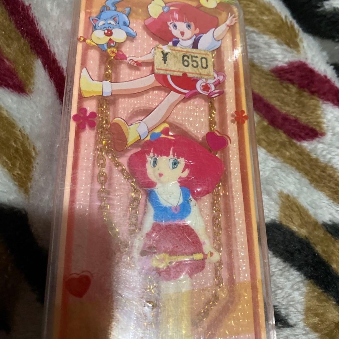 未開封新品　魔法のプリンセス　ミンキーモモ　バッジ　ペンダント