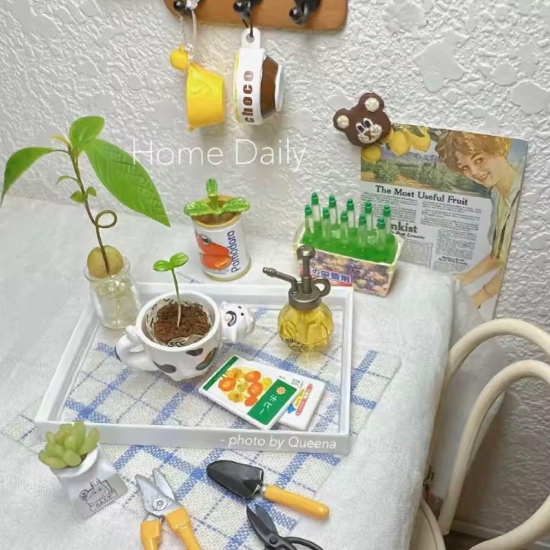 専用ページ　ミニチュアキッチン雑貨　トレイ4点セット　Aタイプ　４色