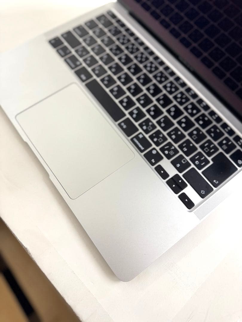 Apple MacBook Air M1 2020　256GB　8GB