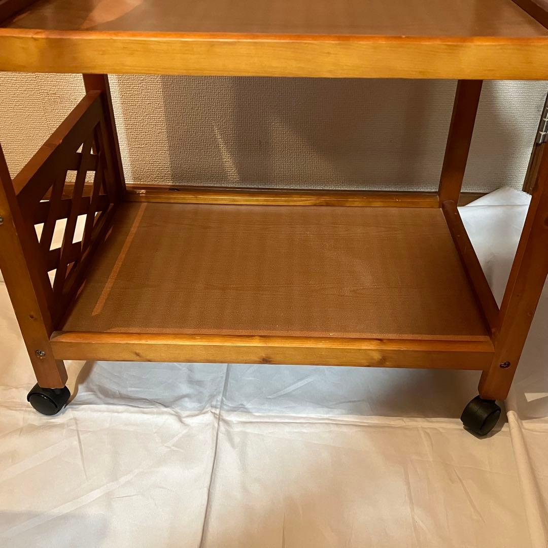 ☆値下げ☆ 木製キッチンワゴン キャスター付き タイル調天板　レトロ