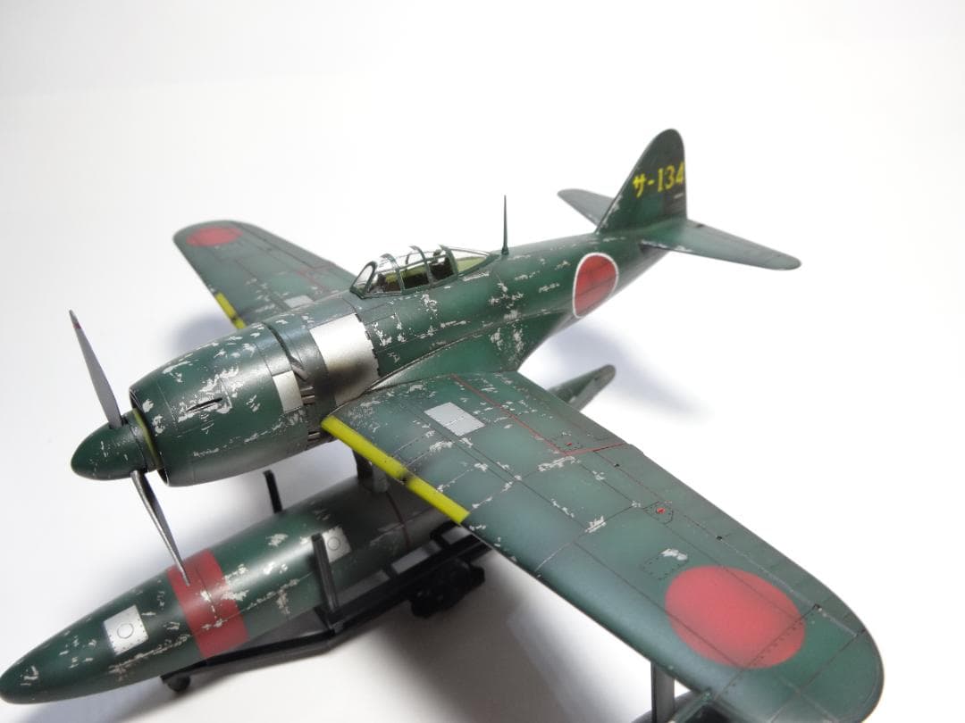 ハセガワ1/72日本海軍水上戦闘機「強風」後期型　完成品