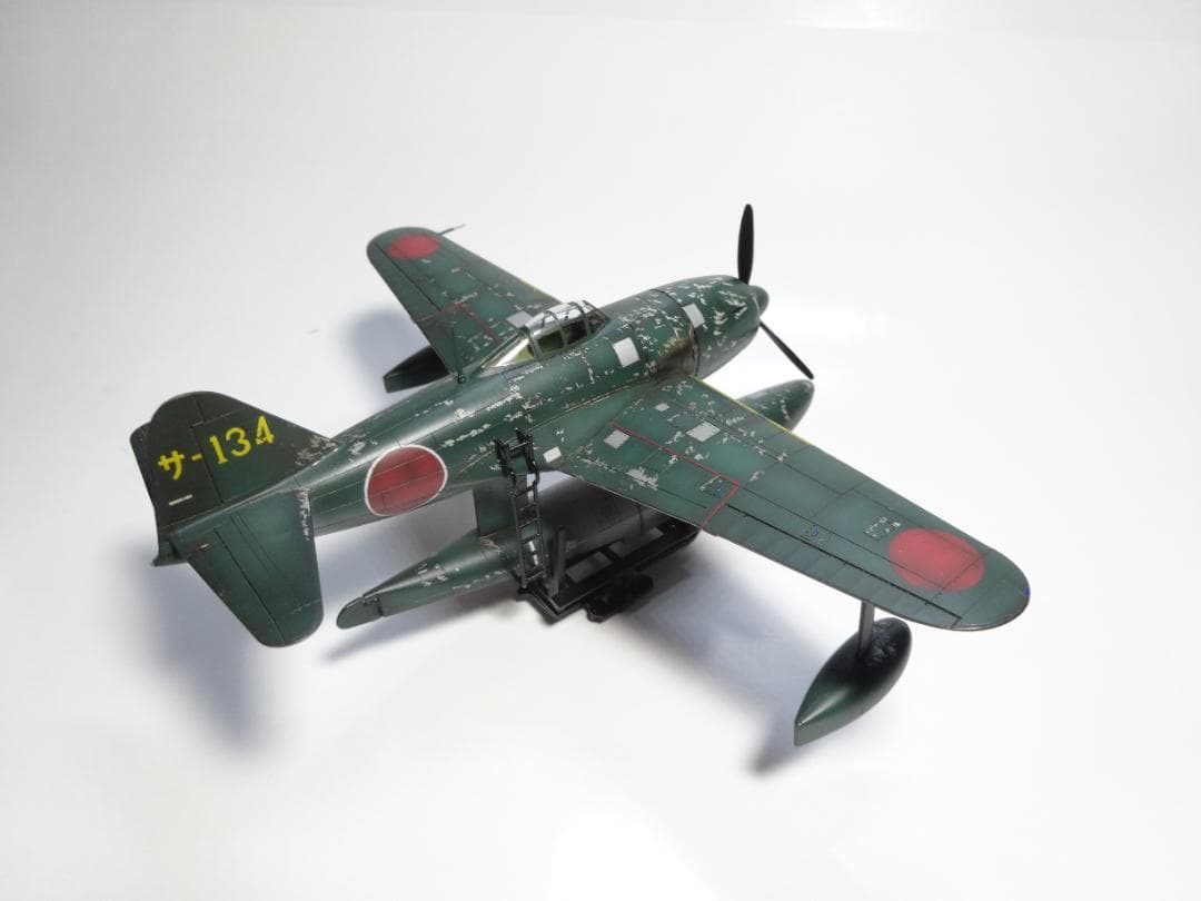 ハセガワ1/72日本海軍水上戦闘機「強風」後期型　完成品