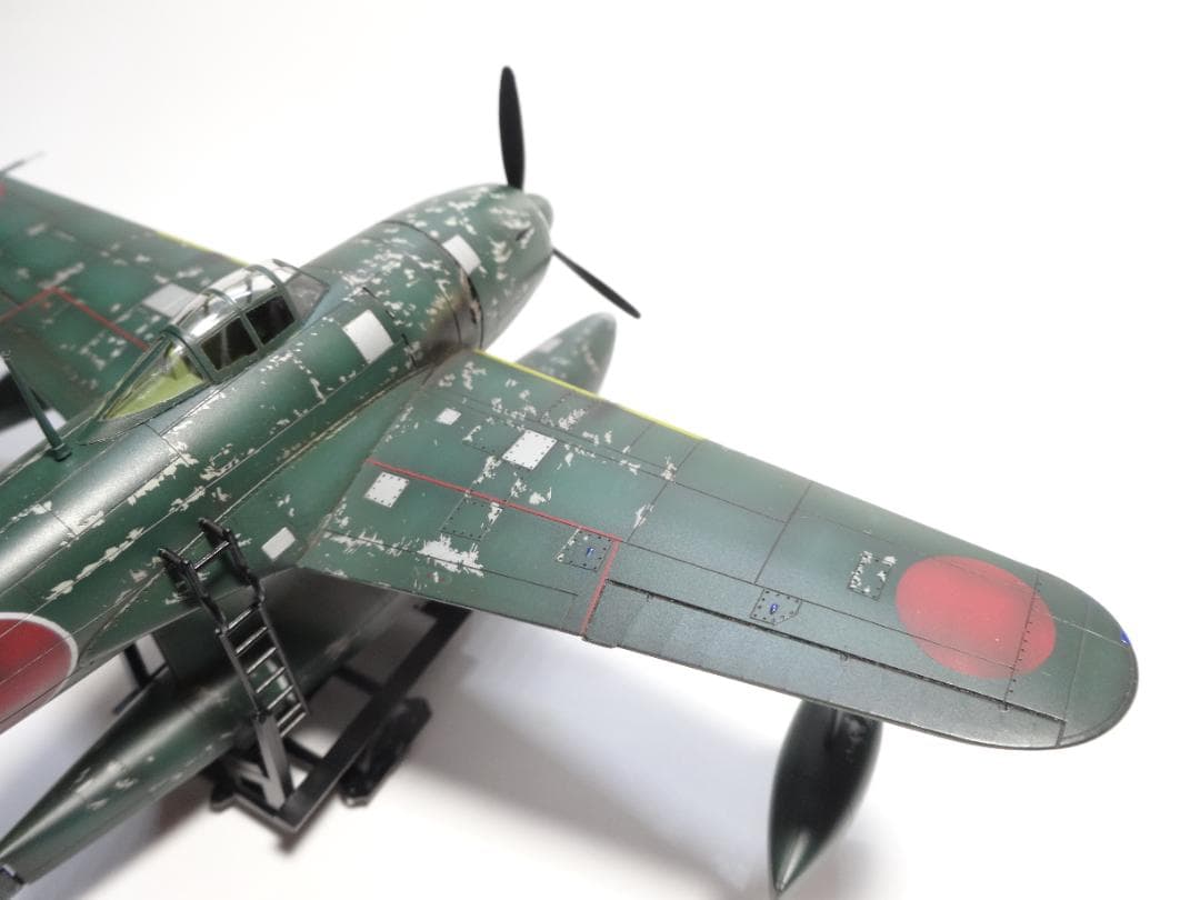 ハセガワ1/72日本海軍水上戦闘機「強風」後期型　完成品