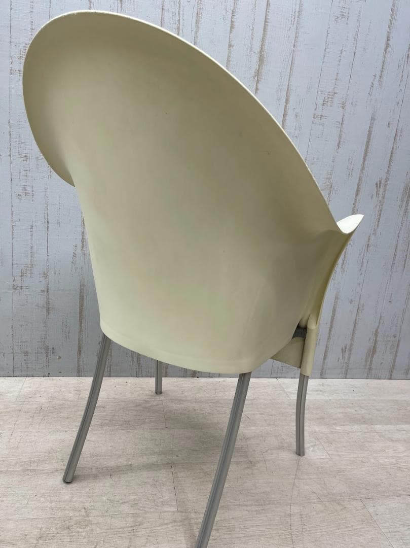 ドリアデ ロードヨー アームチェア ホワイト 2脚 スタッキング イタリア製