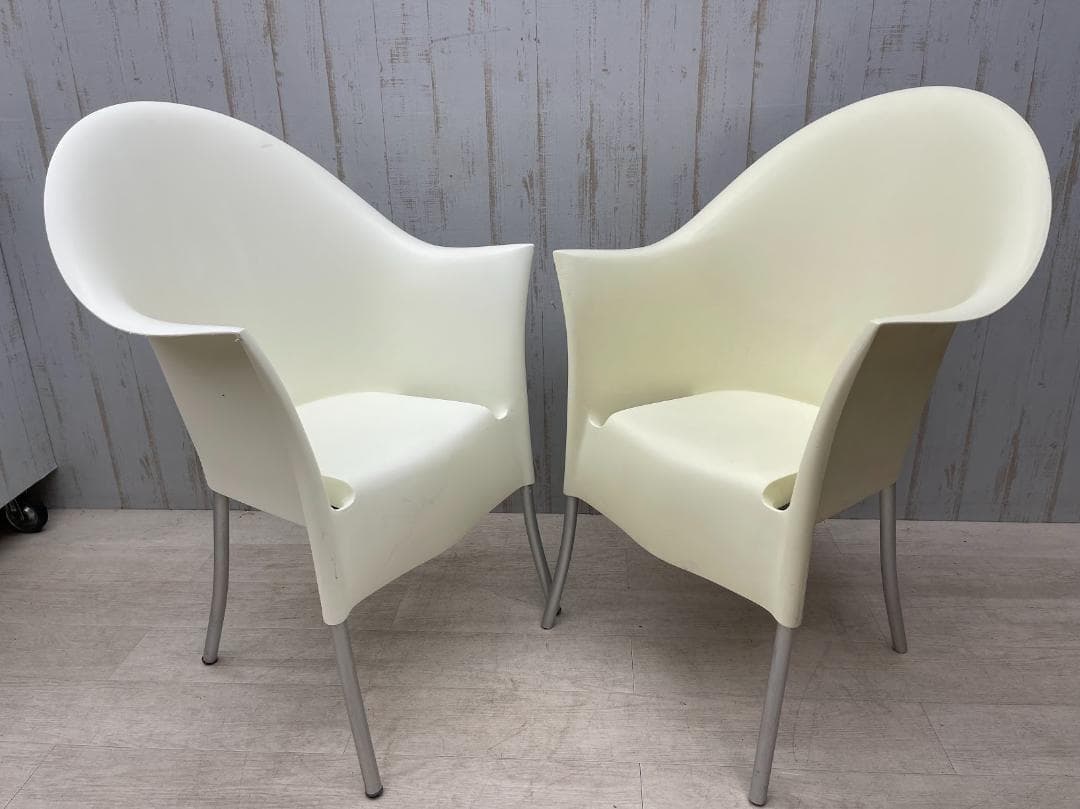 ドリアデ ロードヨー アームチェア ホワイト 2脚 スタッキング イタリア製