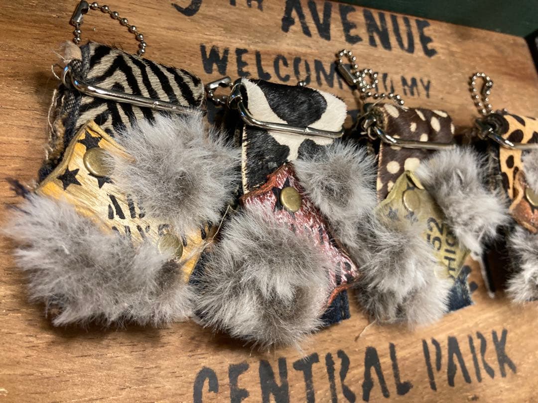 感謝価格★即購入禁止★デニム×ハラコ×ファーチャーム№31