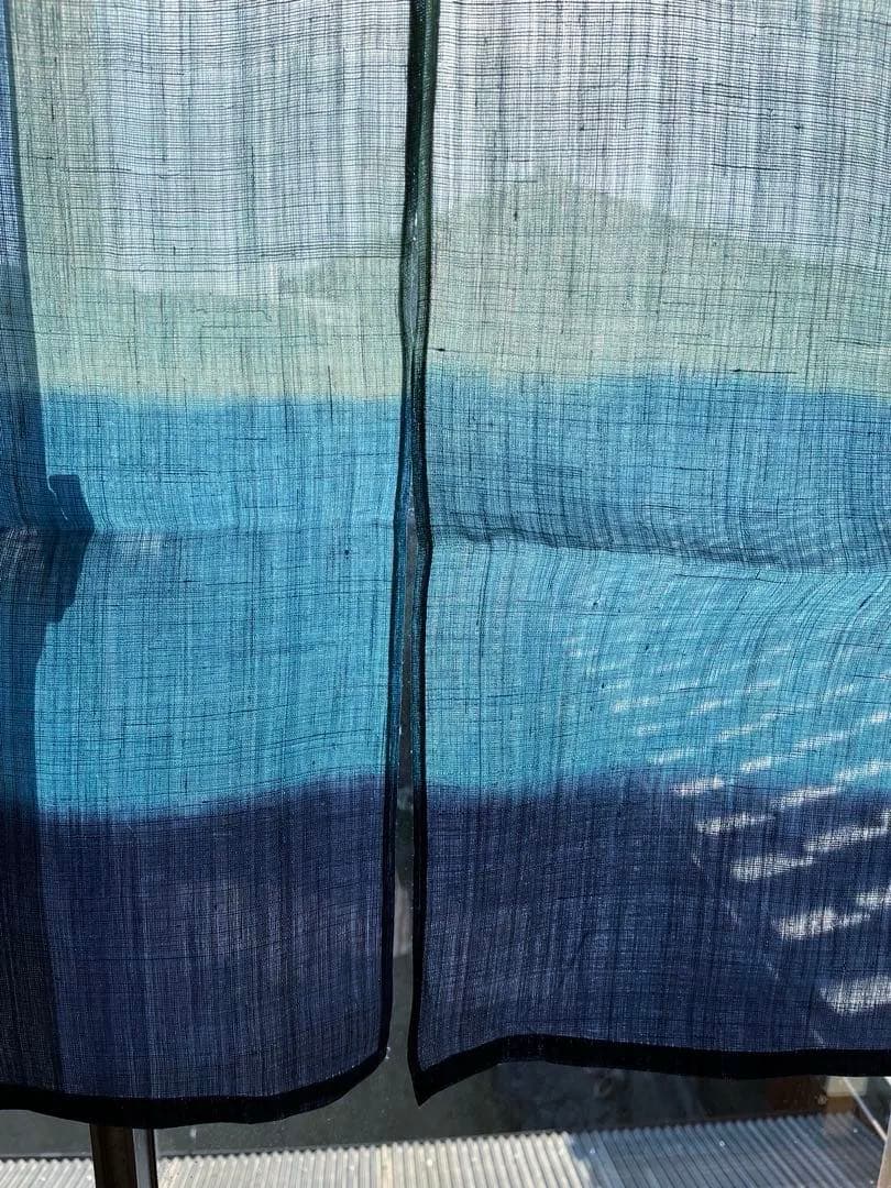 新品未使用 麻100% 藍染グラデーションのれん ベージュ・緑・青・紺