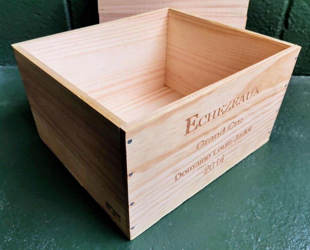 フランスブルゴーニュ高級ワイン木箱１、2014’エシェゾーグランクリュ　美品