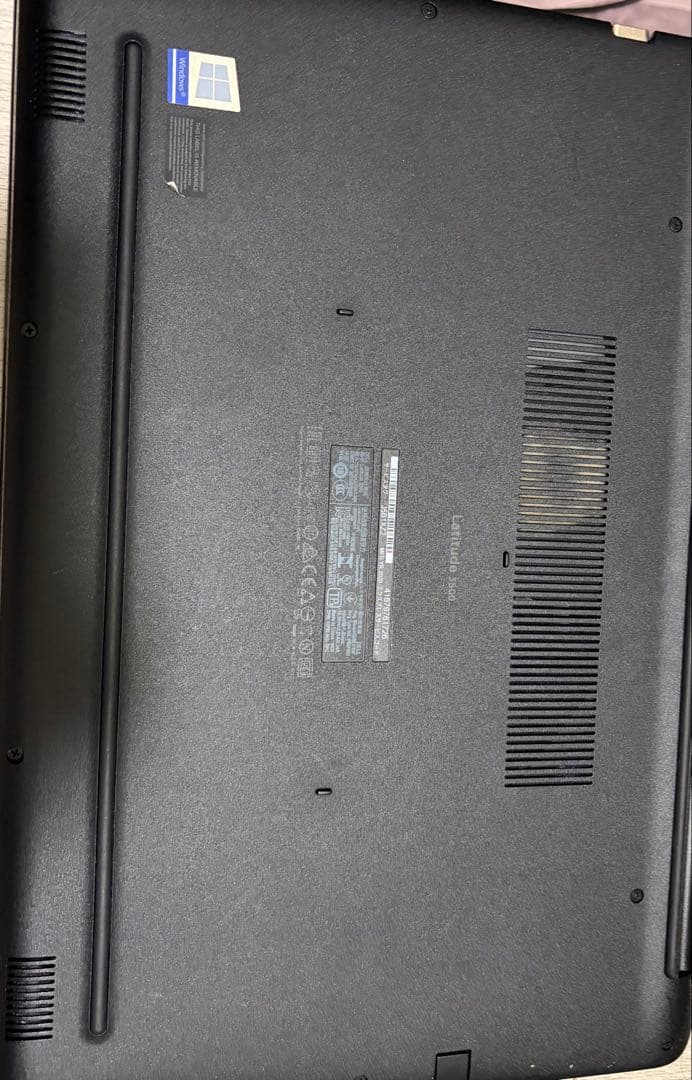 DELLデル　15.6型ノートパソコン　第8世代Core i5　 2020年