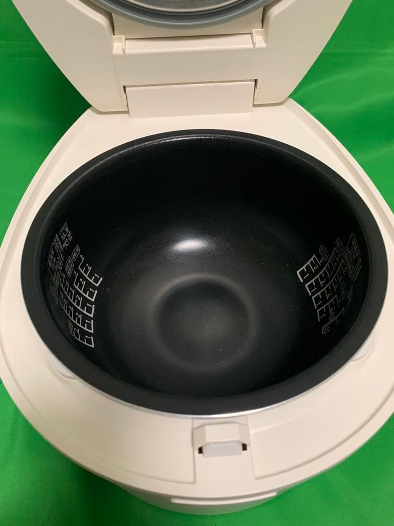 アイリスオーヤマ 炊飯器 5.5合 IH式 RC-IL50-W 2023年製
