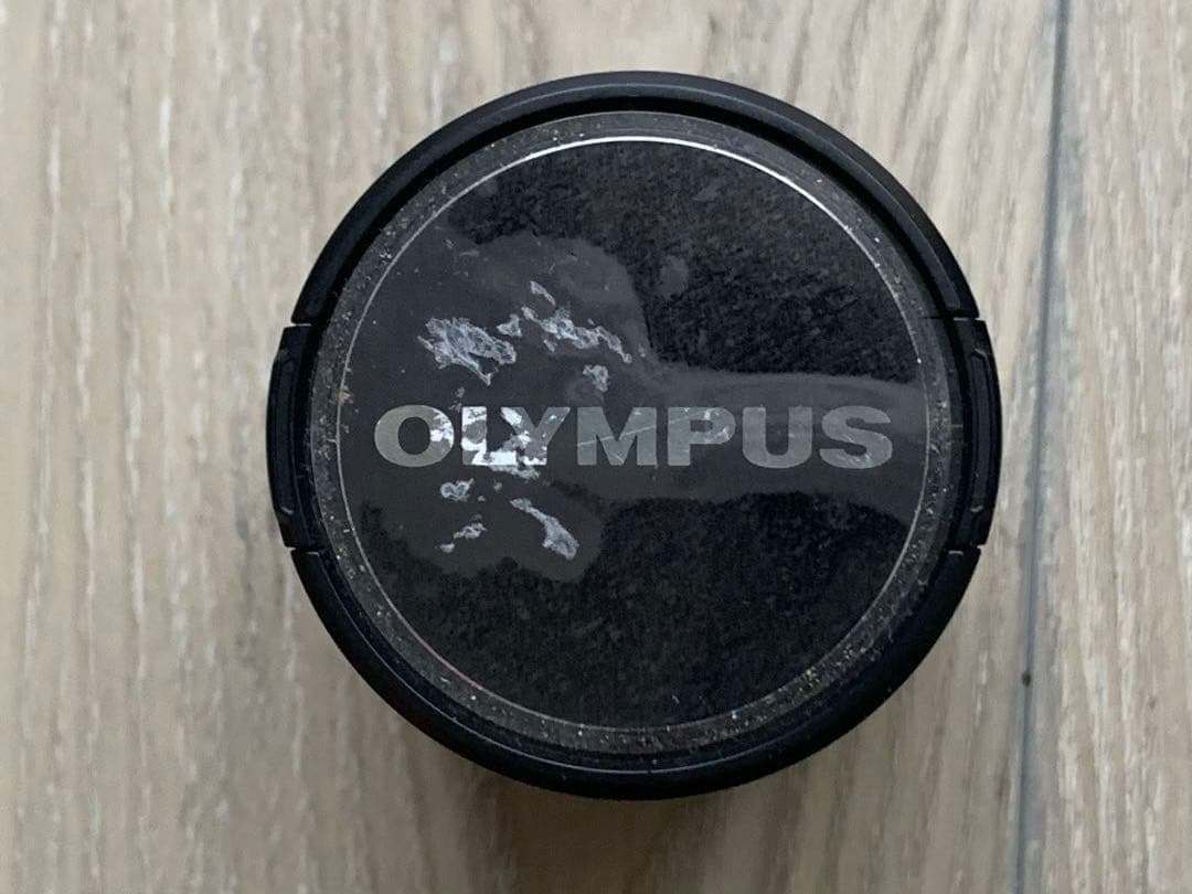 Olympus OM-D ミラーレスカメラ 本体とレンズ2本