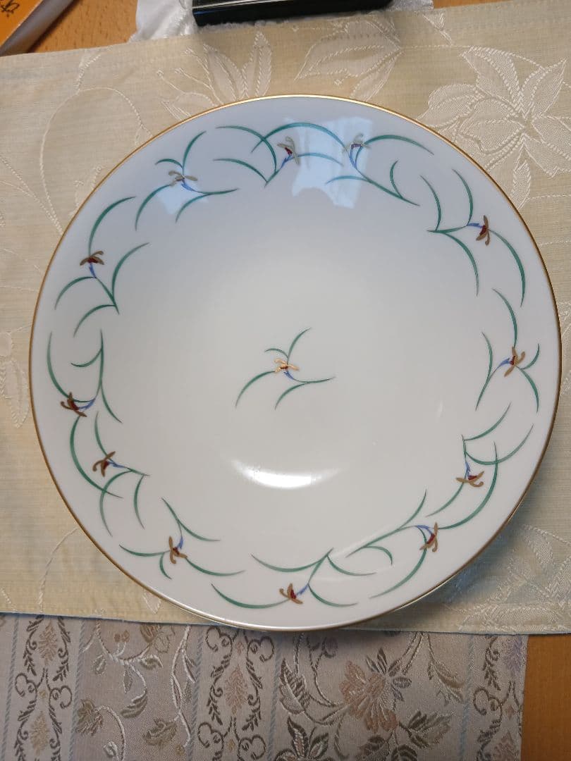 香蘭社・LE CREUSET・桂由美・ミチコロンドン・ノーブランド☆食器セット