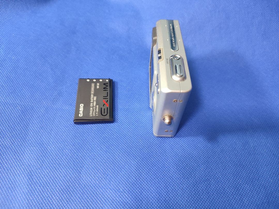 CASIO EXILIM 3.2メガピクセル デジタルカメラ