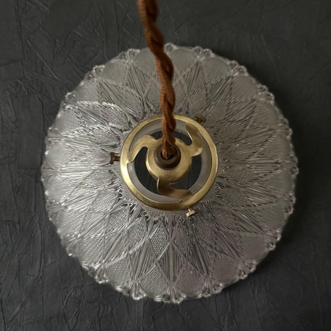 ペンダントライト　照明　ガラス